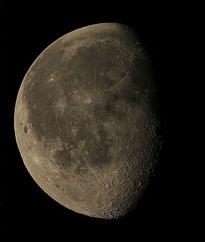 The Moon at 19.6 days