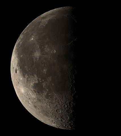 The Moon at 21.9 days