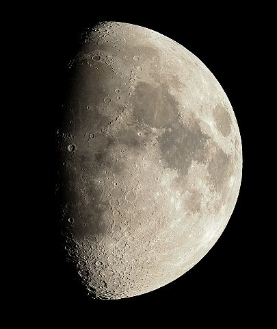 The Moon at 9.0 days