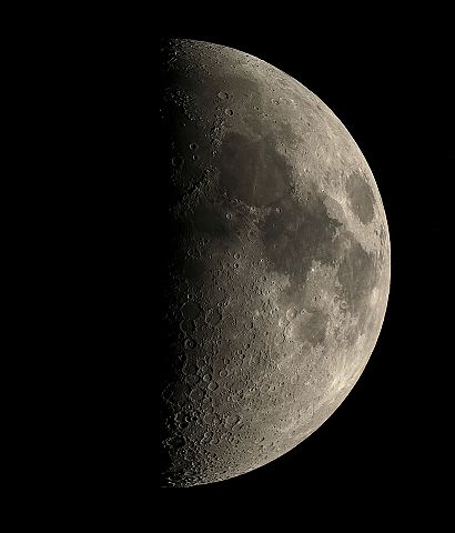 The Moon at 7.4 days