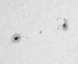 Sunspots 10789 on 050709