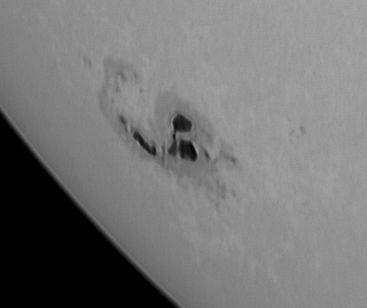 Sunspot 10808 on 050826